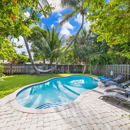 Escape To Newly Remodeled Home In The Heart Fort Lauderdale With Private Pool